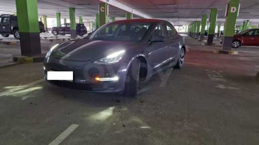 Tesla Model 3 I