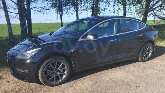 Tesla Model 3 I