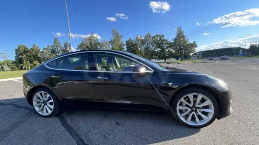 Tesla Model 3 I