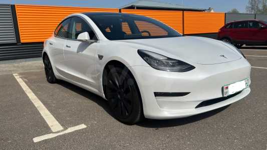 Tesla Model 3 I