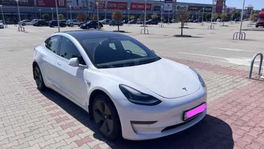 Tesla Model 3 I