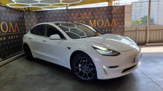 Tesla Model 3 I