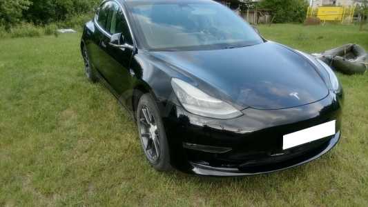 Tesla Model 3 I