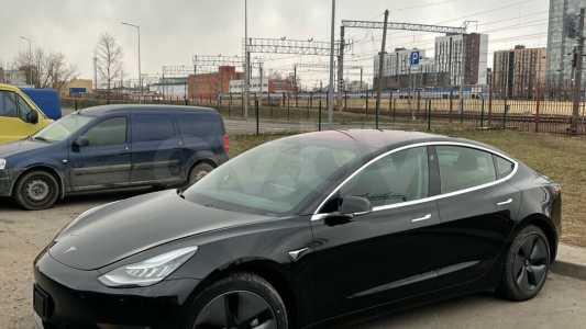 Tesla Model 3 I