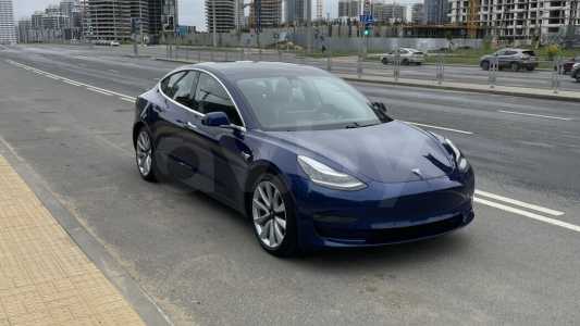 Tesla Model 3 I