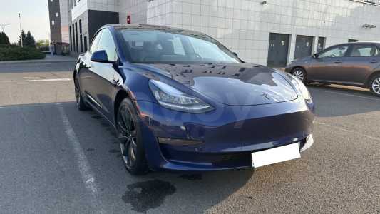 Tesla Model 3 I