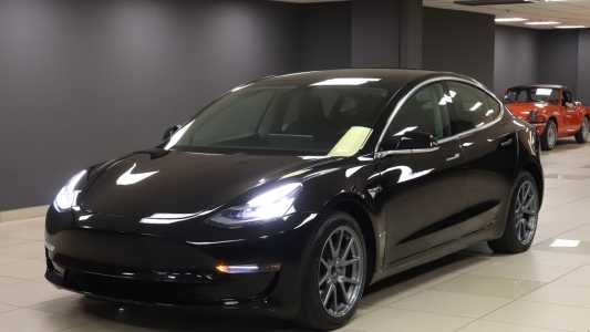 Tesla Model 3 I