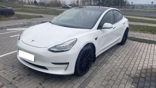 Tesla Model 3 I