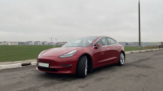 Tesla Model 3 I