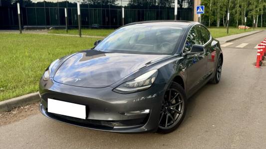 Tesla Model 3 I