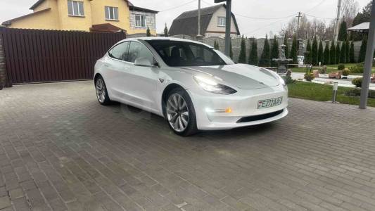 Tesla Model 3 I