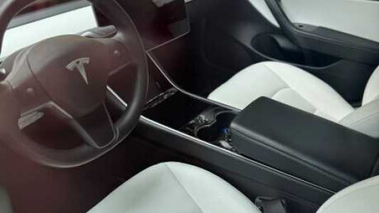 Tesla Model 3 I Рестайлинг, 2020, пробег 92000 км Tesla Model 3 I Рестайлинг, 2020, пробег 92000 км