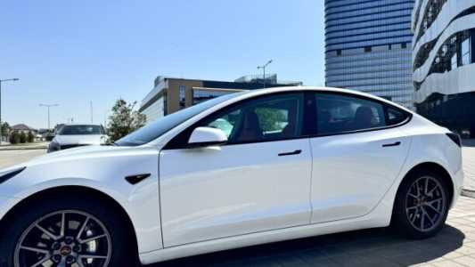 Tesla Model 3 I  Рестайлинг, 2021, пробег 68000 км