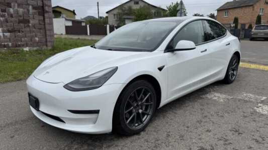 Tesla Model 3 I Рестайлинг, 2021, пробег 98000 км Tesla Model 3 I Рестайлинг, 2021, пробег 98000 км