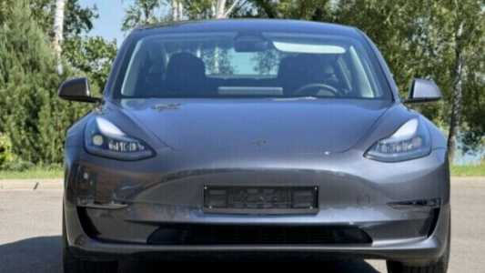 Tesla Model 3 I Рестайлинг, 2022, пробег 30000 км Tesla Model 3 I Рестайлинг, 2022, пробег 30000 км