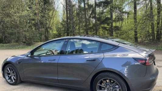 Tesla Model 3 I Рестайлинг, 2022, пробег 74000 км Tesla Model 3 I Рестайлинг, 2022, пробег 74000 км