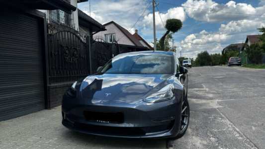 Tesla Model 3 I Рестайлинг, 2022, пробег 75000 км Tesla Model 3 I Рестайлинг, 2022, пробег 75000 км