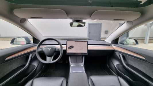 Tesla Model 3 I  Рестайлинг, 2023, пробег 28000 км