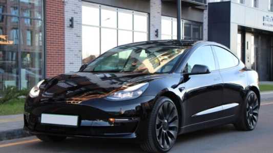 Tesla Model 3 I Рестайлинг, 2023, пробег 8400 км Tesla Model 3 I Рестайлинг, 2023, пробег 8400 км