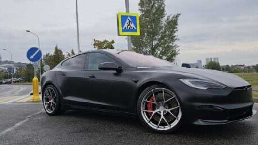 Tesla Model S I  2-й рестайлинг, 2021, пробег 69000 км