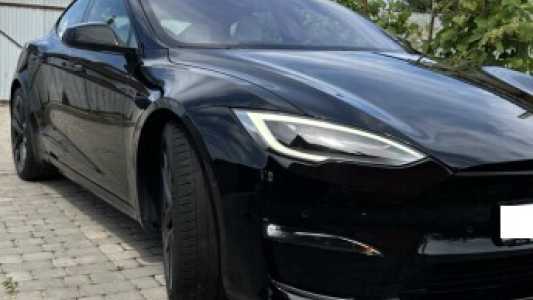 Tesla Model S I  2-й рестайлинг, 2022, пробег 38000 км