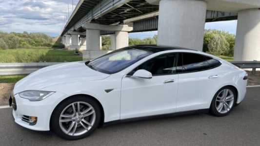 Tesla Model S I, 2013, пробег 115000 км