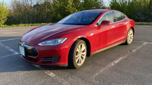 Tesla Model S I, 2013, пробег 172000 км