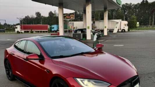 Tesla Model S I, 2014, пробег 200000 км