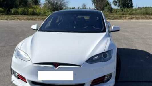 Tesla Model S I, 2015, пробег 119000 км