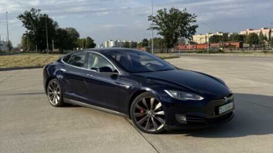 Tesla Model S I, 2015, пробег 140000 км