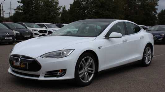 Tesla Model S I, 2015, пробег 266710 км