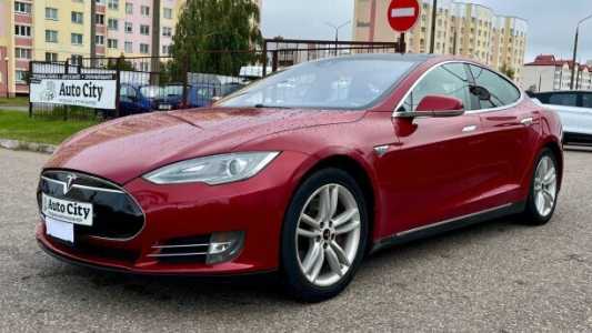 Tesla Model S I, 2015, пробег 406000 км