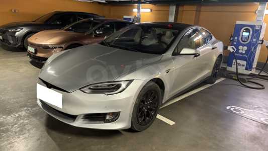 Tesla Model S I