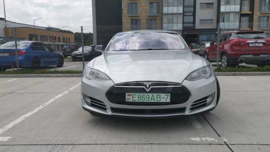 Tesla Model S I