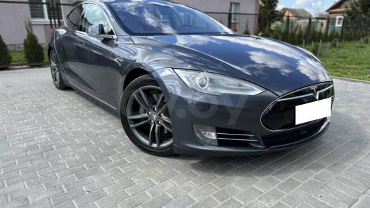 Tesla Model S I