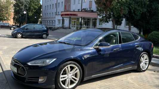 Tesla Model S I