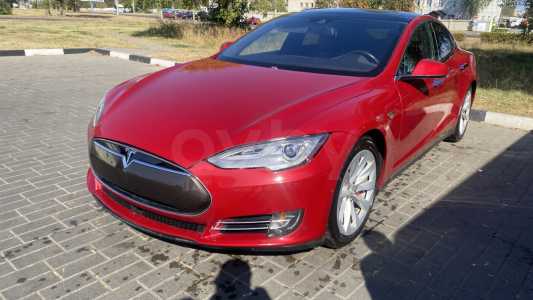 Tesla Model S I