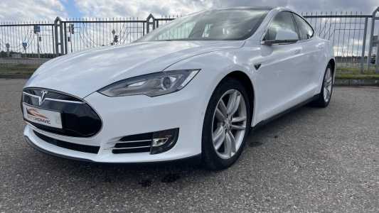 Tesla Model S I