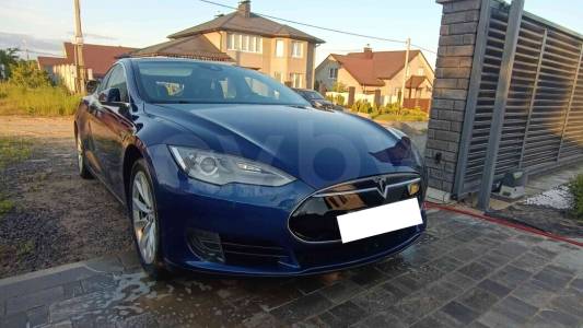 Tesla Model S I