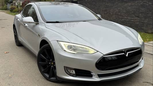 Tesla Model S I