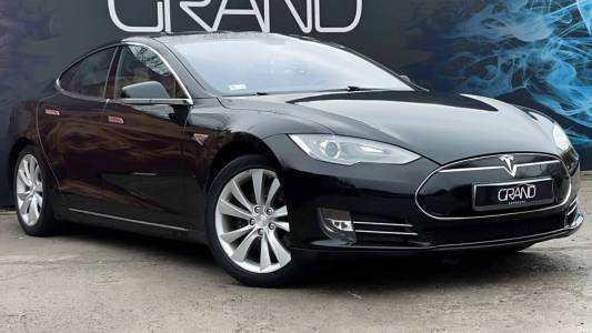 Tesla Model S I