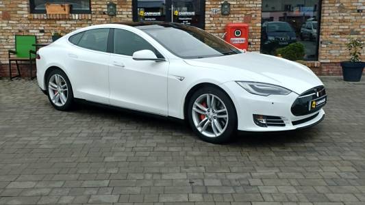 Tesla Model S I