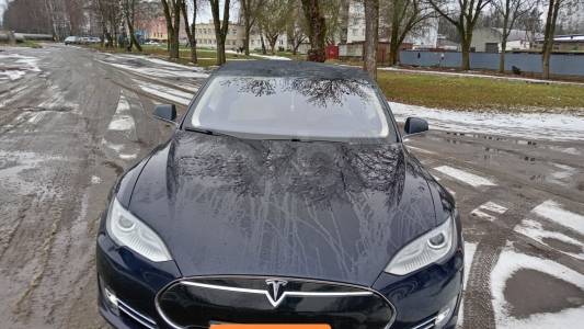 Tesla Model S I