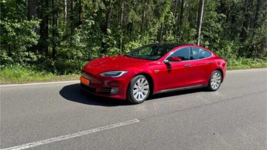 Tesla Model S I  Рестайлинг, 2016, пробег 197000 км