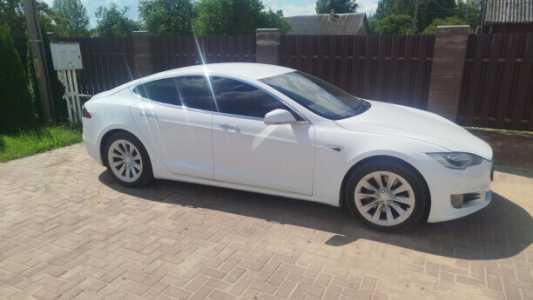 Tesla Model S I  Рестайлинг, 2016, пробег 197000 км