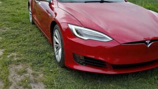 Tesla Model S I  Рестайлинг, 2016, пробег 76970 км