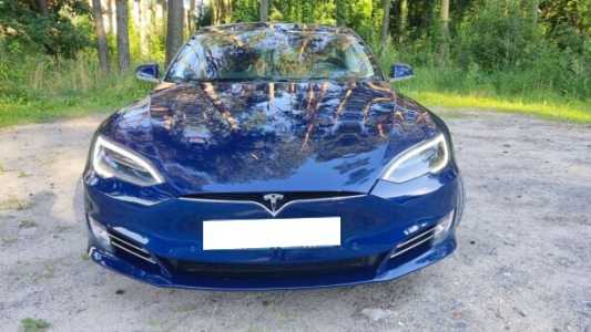 Tesla Model S I Рестайлинг, 2017, пробег 117000 км Tesla Model S I Рестайлинг, 2017, пробег 117000 км