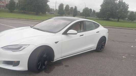 Tesla Model S I  Рестайлинг, 2017, пробег 150000 км