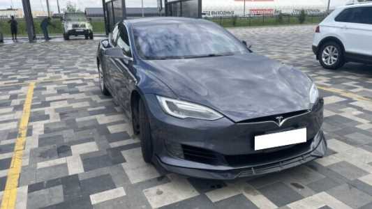 Tesla Model S I  Рестайлинг, 2017, пробег 166000 км