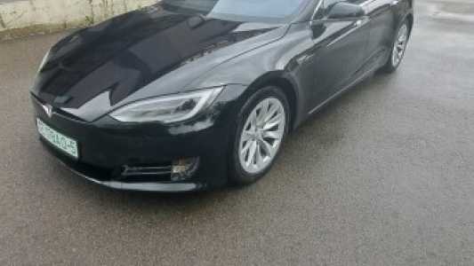 Tesla Model S I Рестайлинг, 2018, пробег 110000 км Tesla Model S I Рестайлинг, 2018, пробег 110000 км